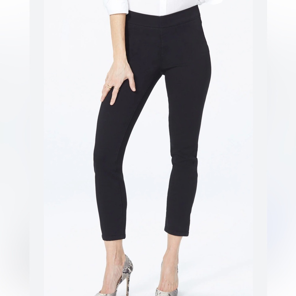 NWT NYDJ Alina Pull On Black Ankle Jeans